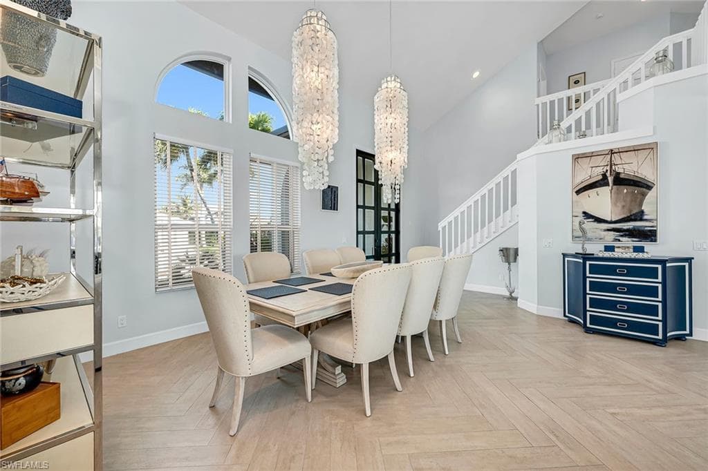 1281 Aruba Ct, Marco Island, FL 34145-11