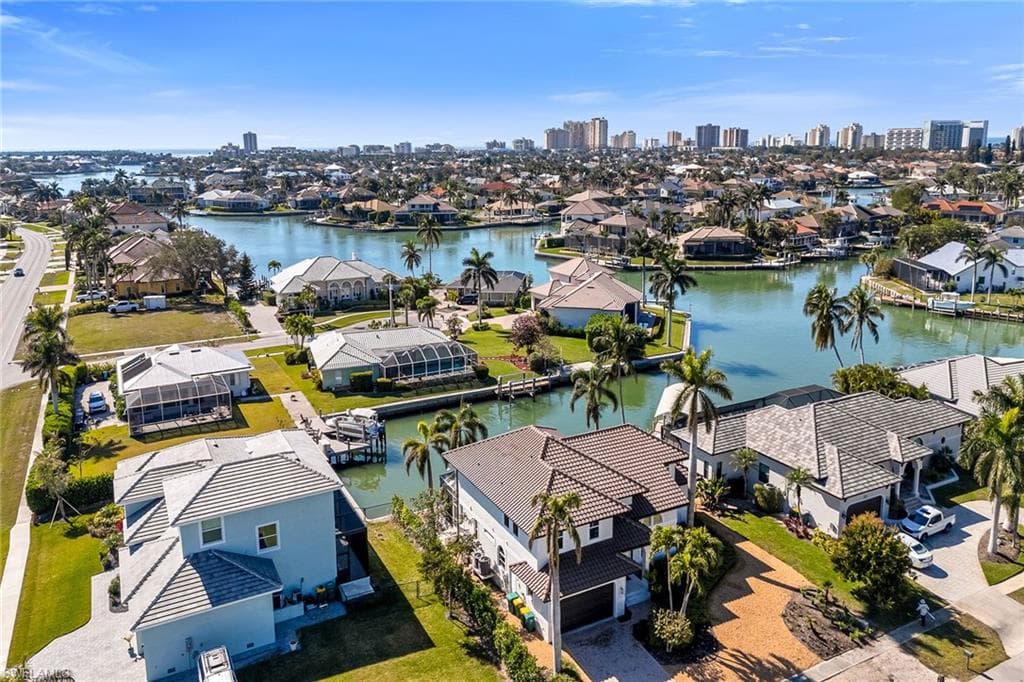 1281 Aruba Ct, Marco Island, FL 34145-45