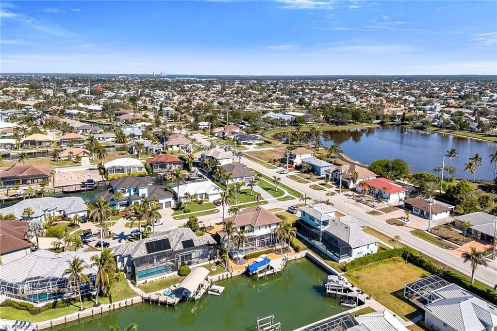 1281 Aruba Ct, Marco Island, FL 34145-50