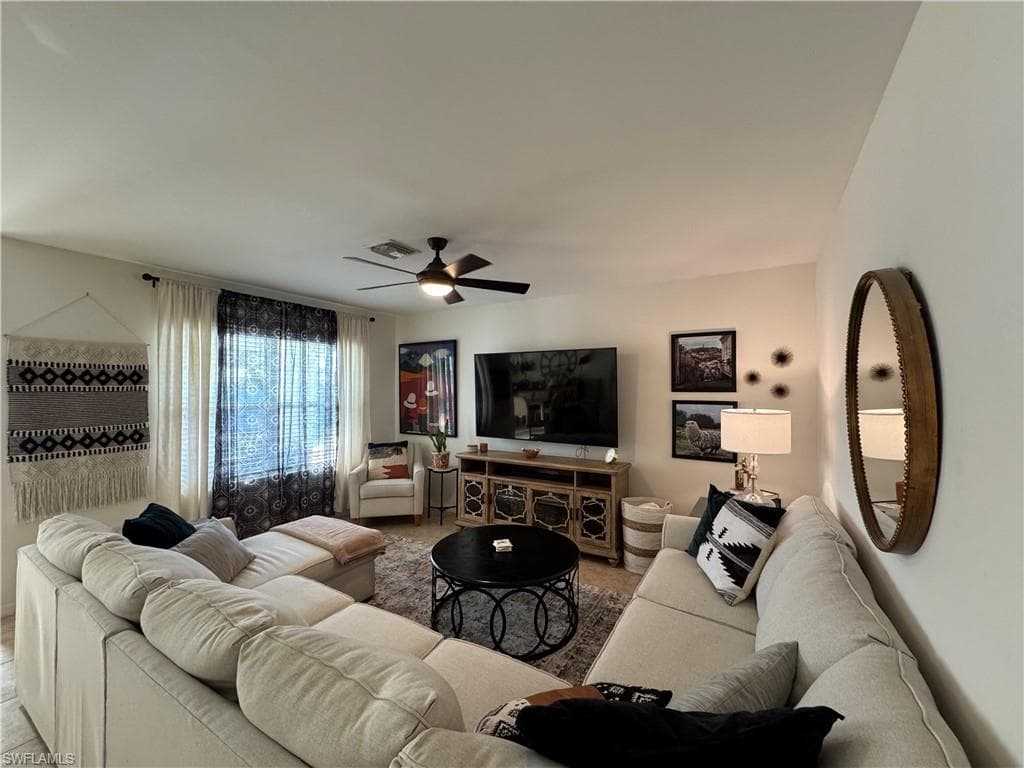 3605 2nd Ave, Cape Coral, FL 33904-22