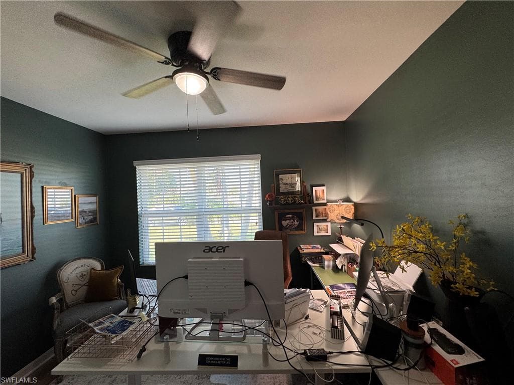 3605 2nd Ave, Cape Coral, FL 33904-38
