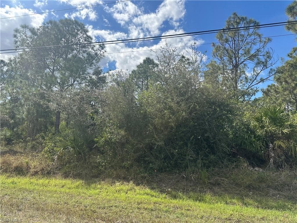 5045 44th St NE, Naples, FL 34120-8