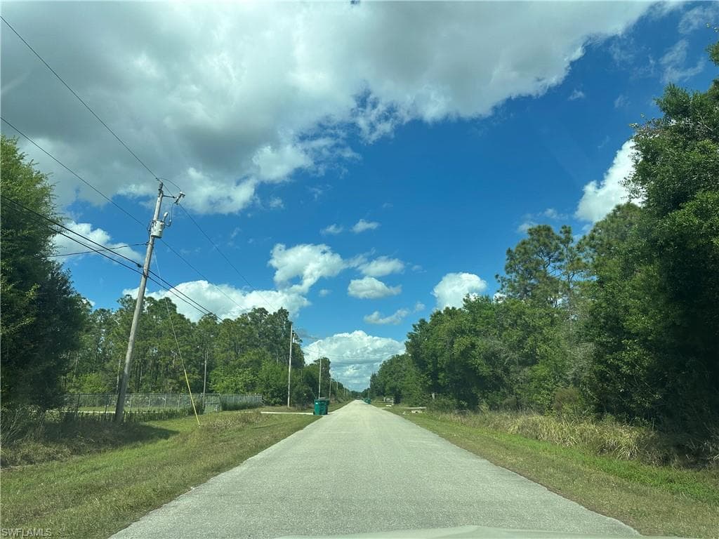 5045 44th St NE, Naples, FL 34120-6