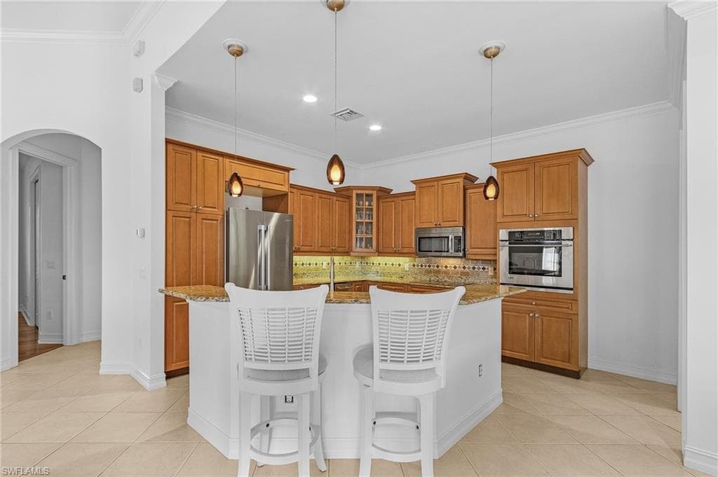 5030 Rustic Oaks Cir, Naples, FL 34105-11