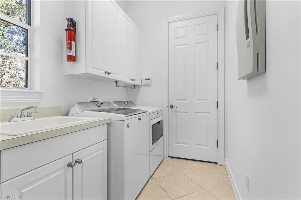 5030 Rustic Oaks Cir, Naples, FL 34105-15