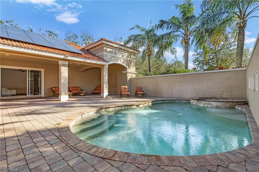5030 Rustic Oaks Cir, Naples, FL 34105-26