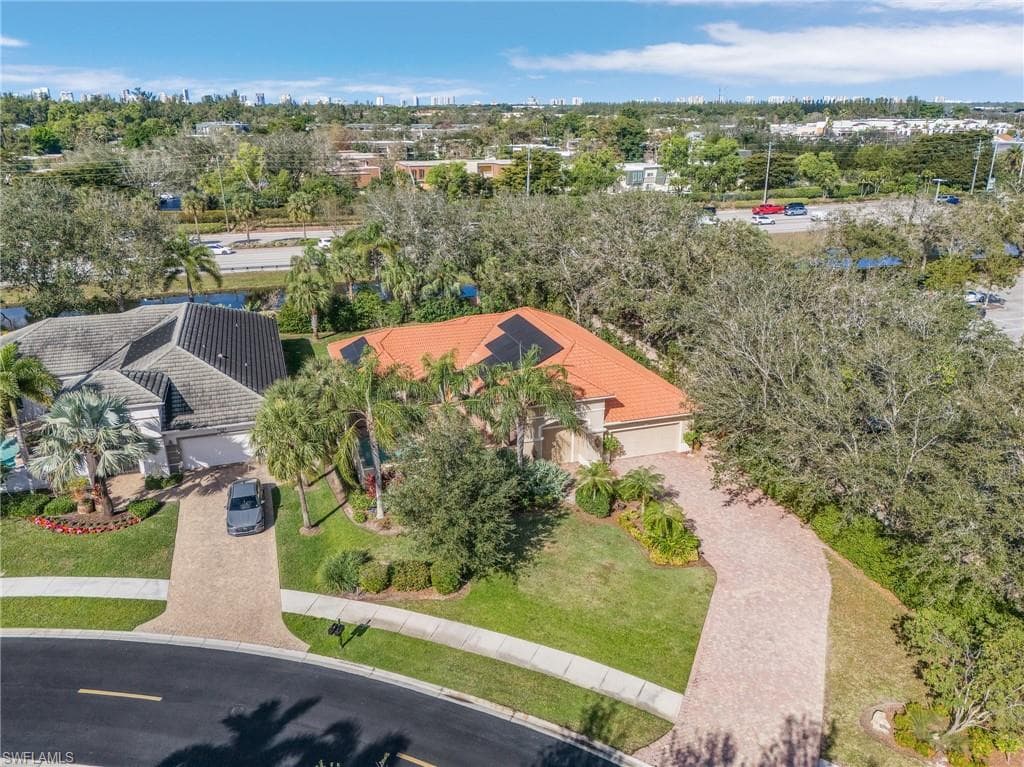 5030 Rustic Oaks Cir, Naples, FL 34105-30