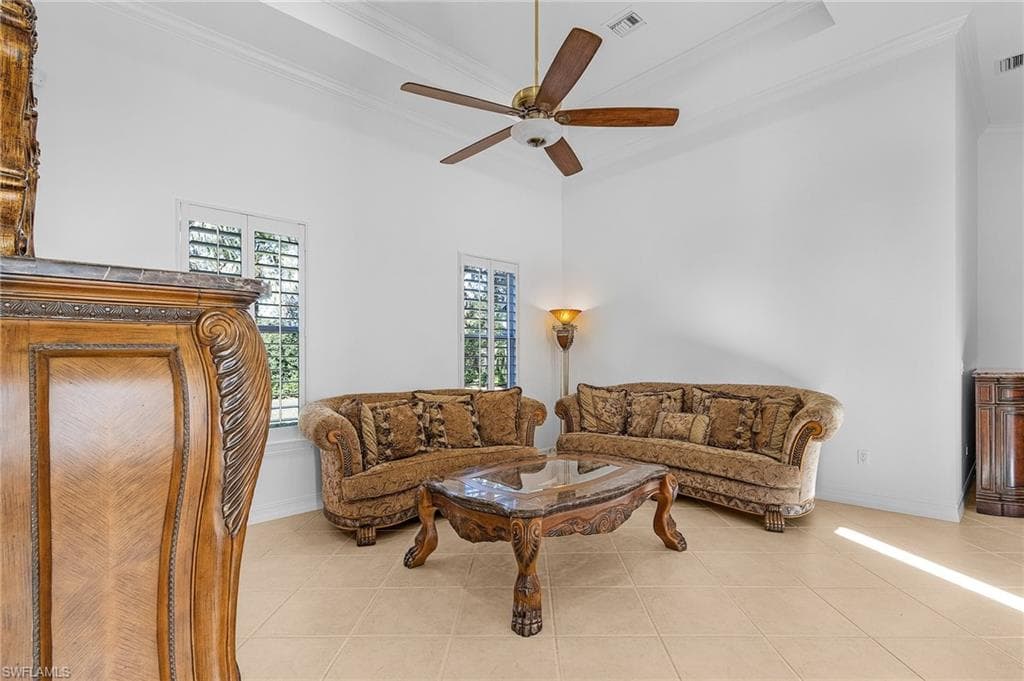 5030 Rustic Oaks Cir, Naples, FL 34105-7