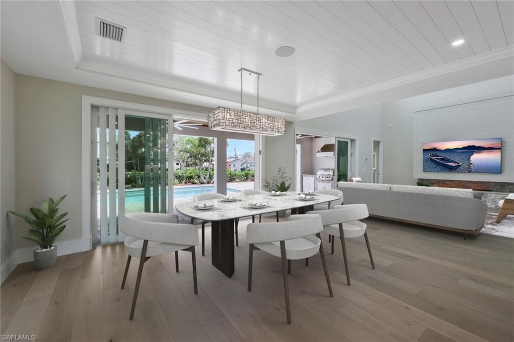 1308 Ridge St, Naples, FL 34103-17