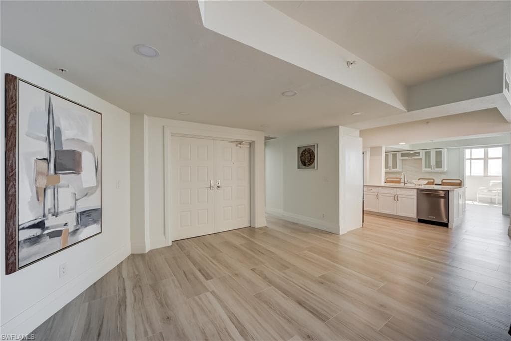 980 Cape Marco Dr 706, Marco Island, FL 34145-11