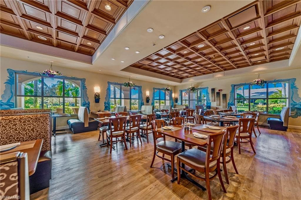 28281 Islet Trl, Bonita Springs, FL 34135-32