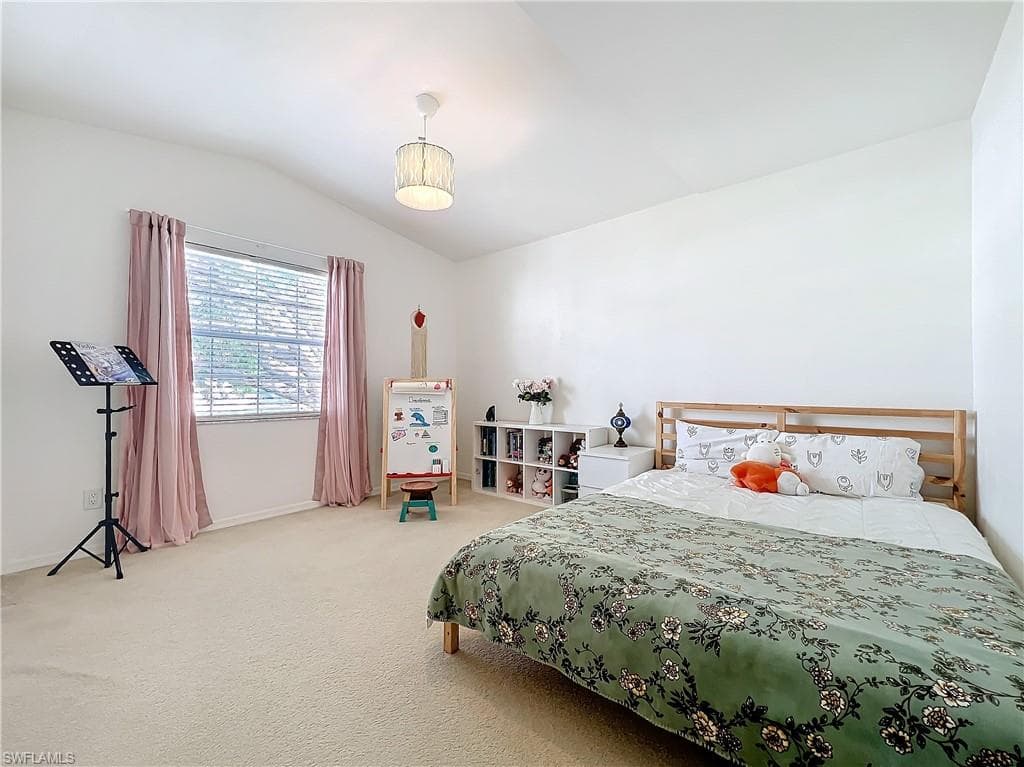2126 Tama Cir 201, Naples, FL 34112-24