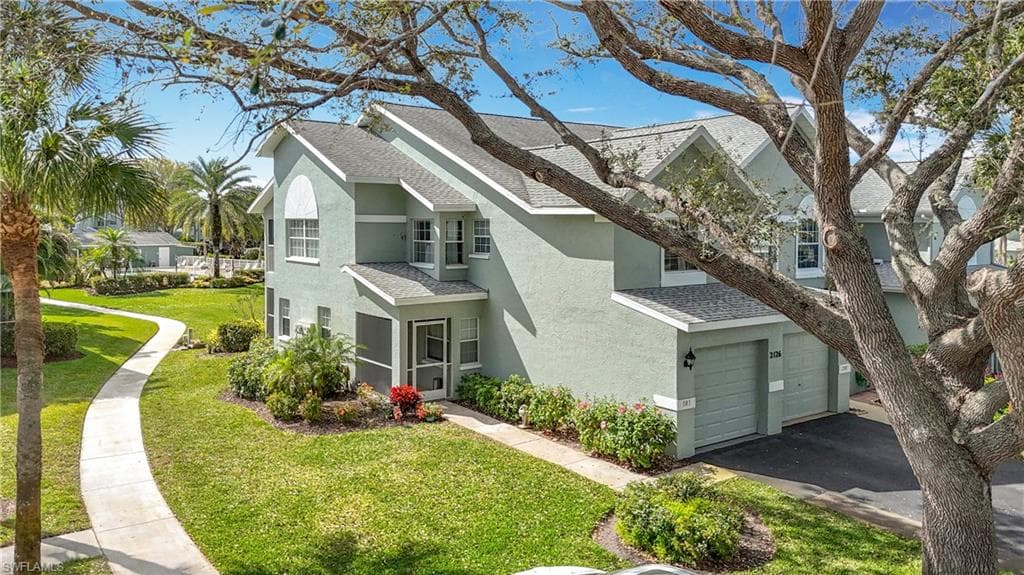 2126 Tama Cir 201, Naples, FL 34112-31