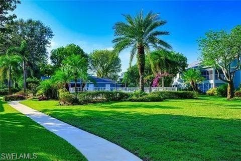 2126 Tama Cir 201, Naples, FL 34112-34