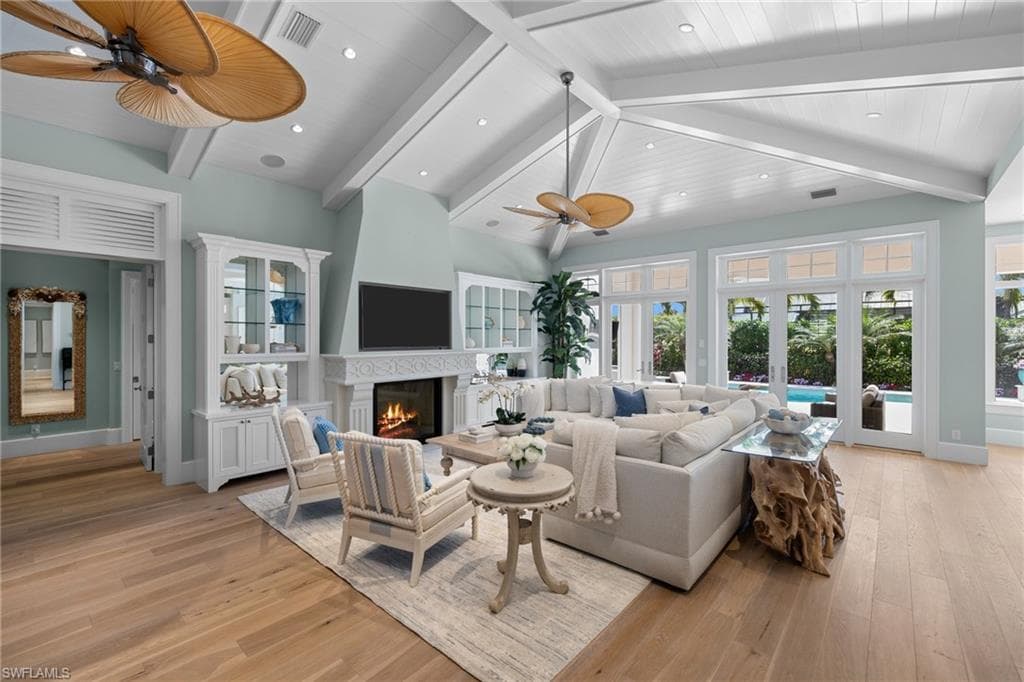 532 Pine Grove Ln, Naples, FL 34103-11