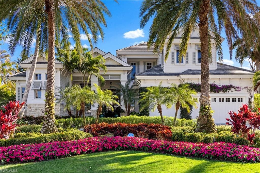 532 Pine Grove Ln, Naples, FL 34103-1