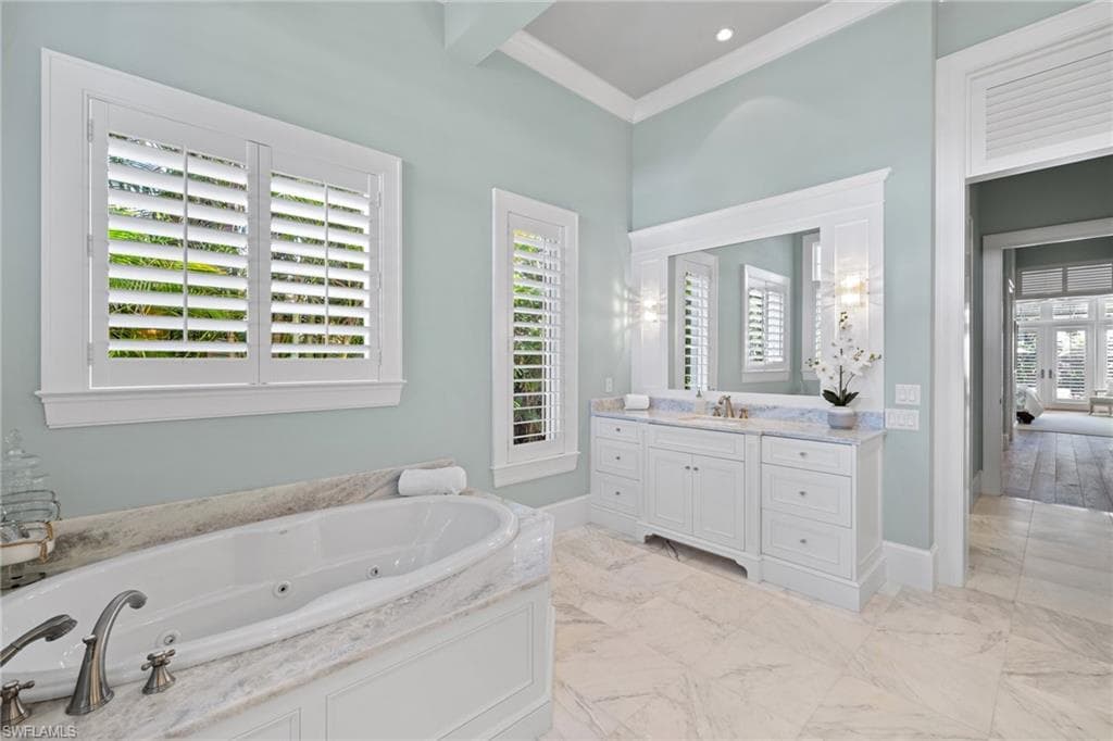 532 Pine Grove Ln, Naples, FL 34103-26