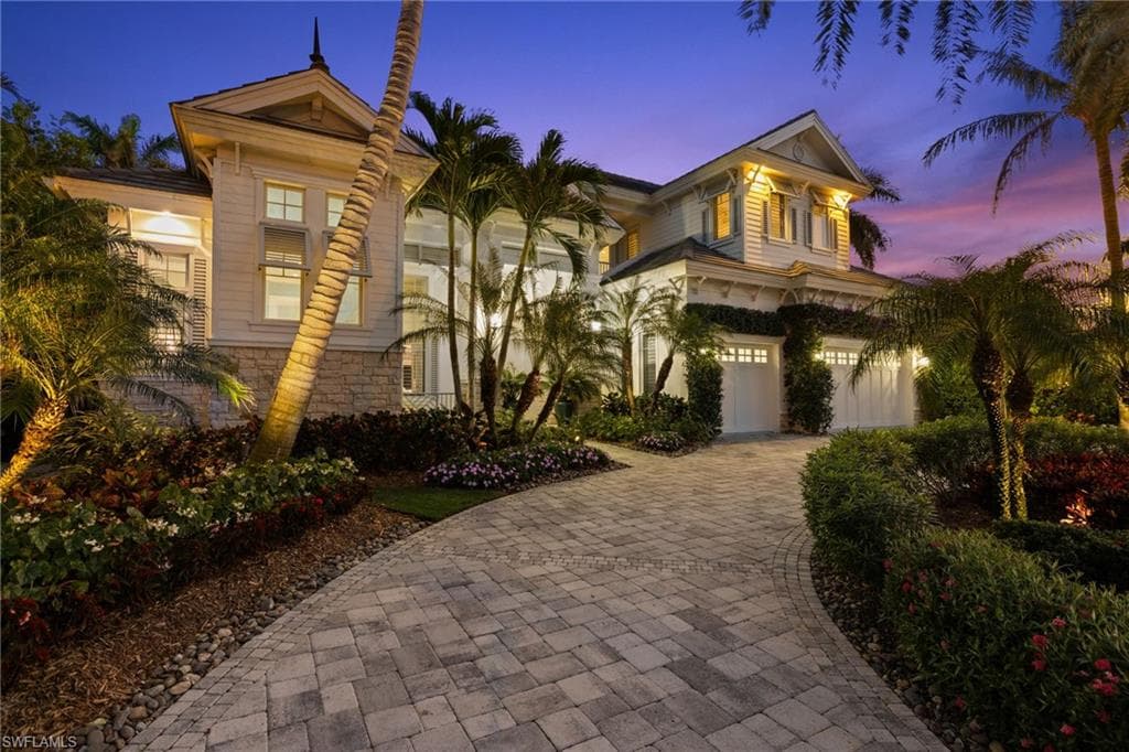 532 Pine Grove Ln, Naples, FL 34103-42