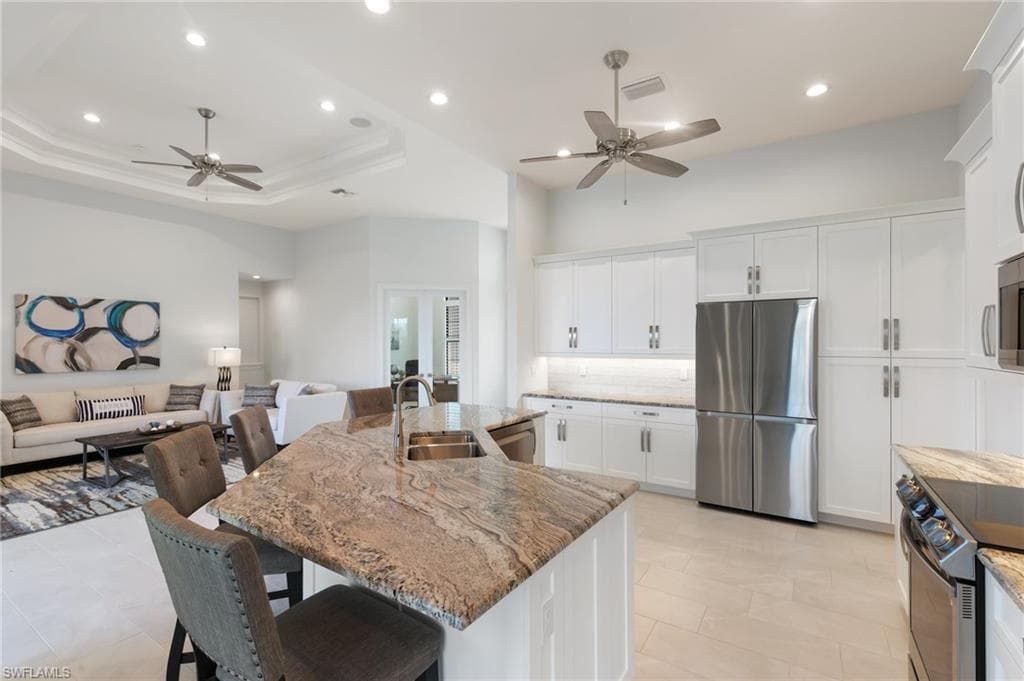 782 Saturn Ct, Marco Island, FL 34145-10