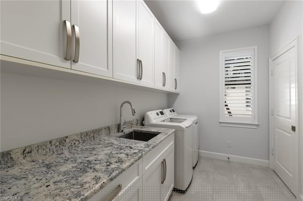 782 Saturn Ct, Marco Island, FL 34145-22