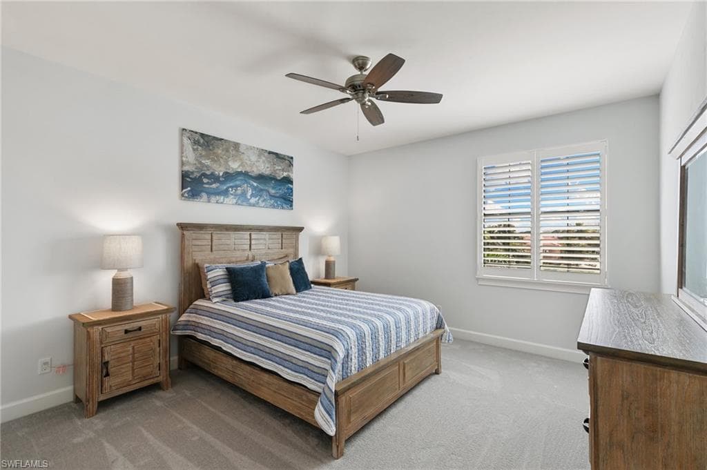 782 Saturn Ct, Marco Island, FL 34145-25