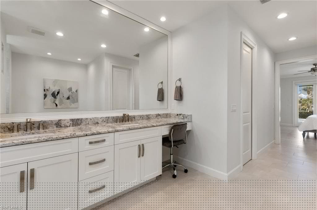 782 Saturn Ct, Marco Island, FL 34145-33
