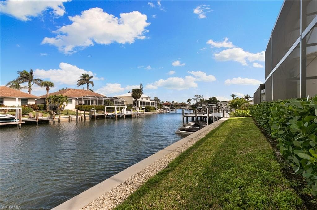 782 Saturn Ct, Marco Island, FL 34145-47