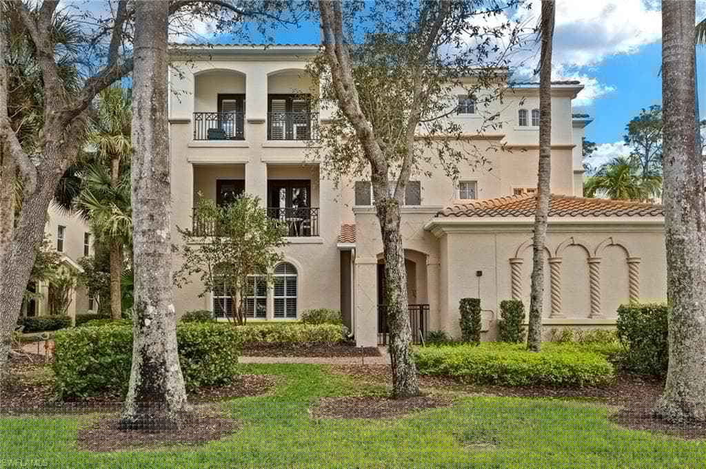 2850 Tiburon Blvd E 101, Naples, FL 34109-26