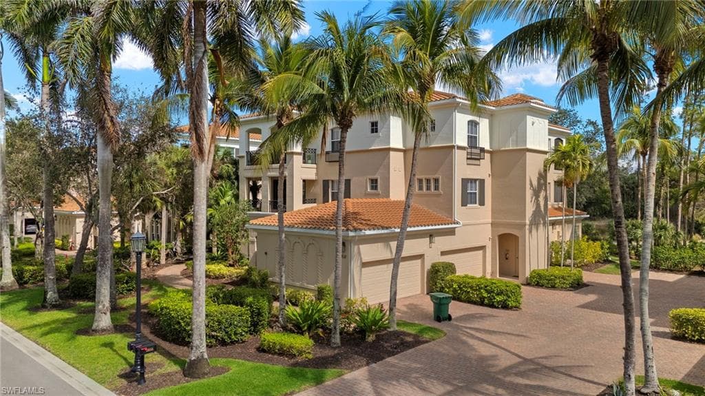 2850 Tiburon Blvd E 101, Naples, FL 34109-27