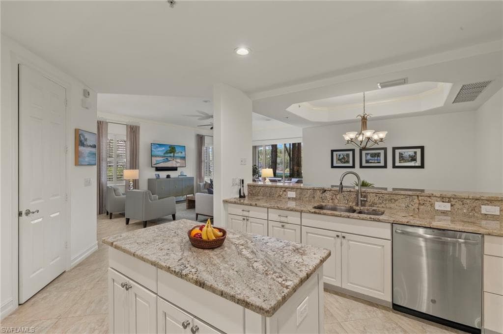 2850 Tiburon Blvd E 101, Naples, FL 34109-7
