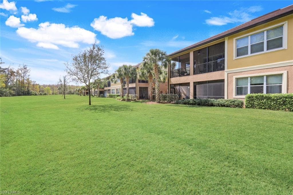9532 Ironstone Ter 8-102, Naples, FL 34120-21