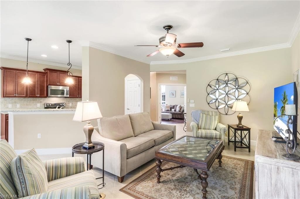 9532 Ironstone Ter 8-102, Naples, FL 34120-4