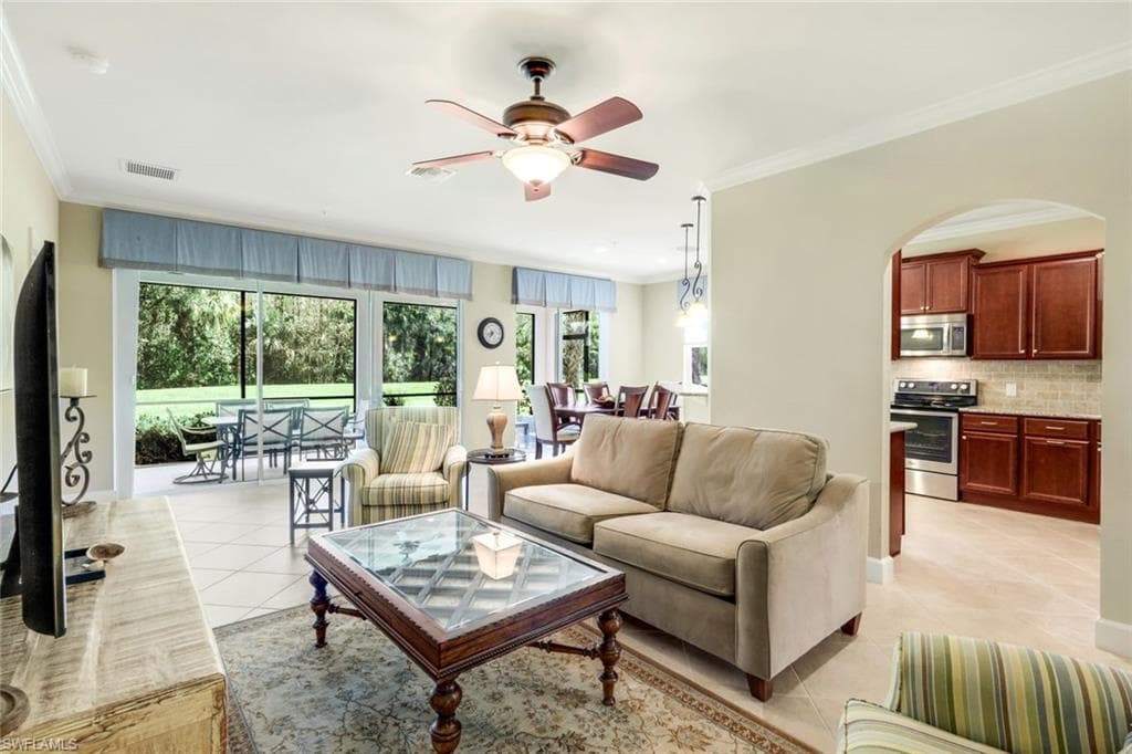 9532 Ironstone Ter 8-102, Naples, FL 34120-5