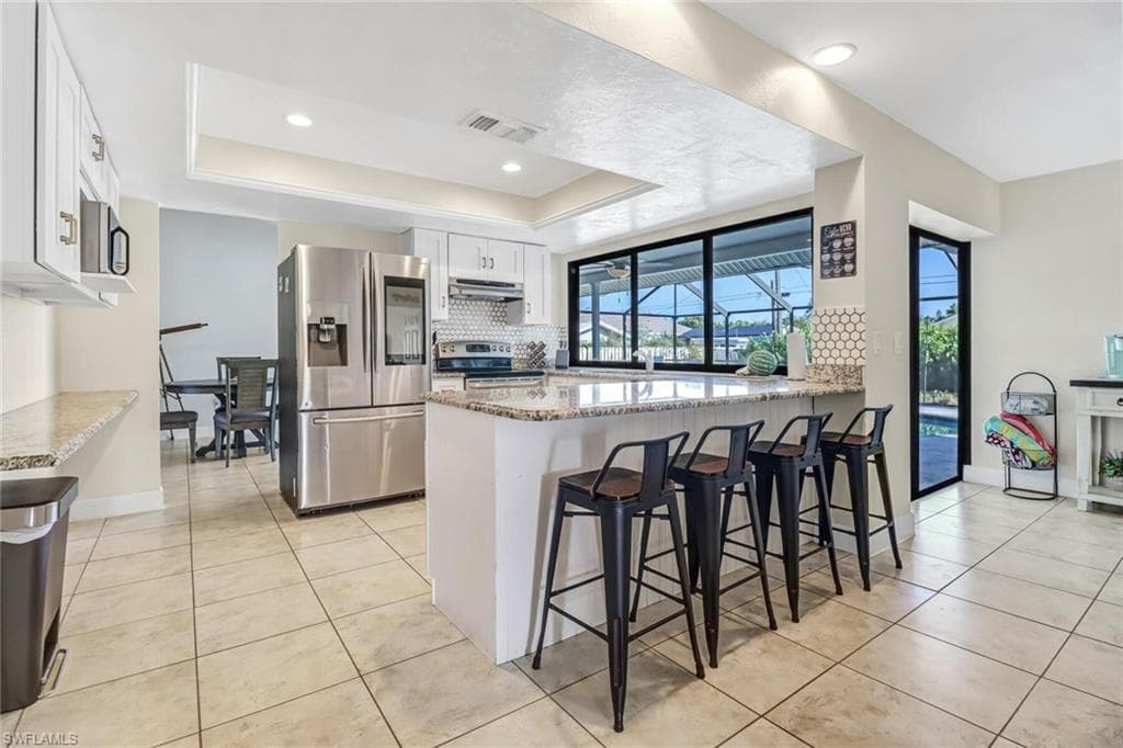 859 94th Ave N, Naples, FL 34108-13