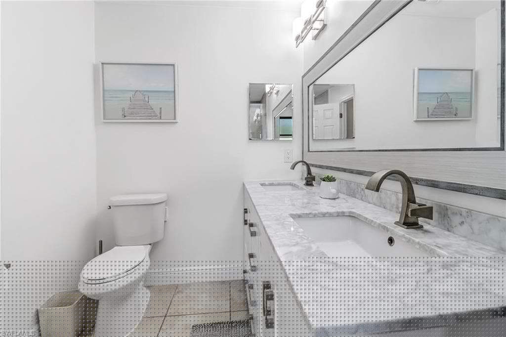 859 94th Ave N, Naples, FL 34108-19