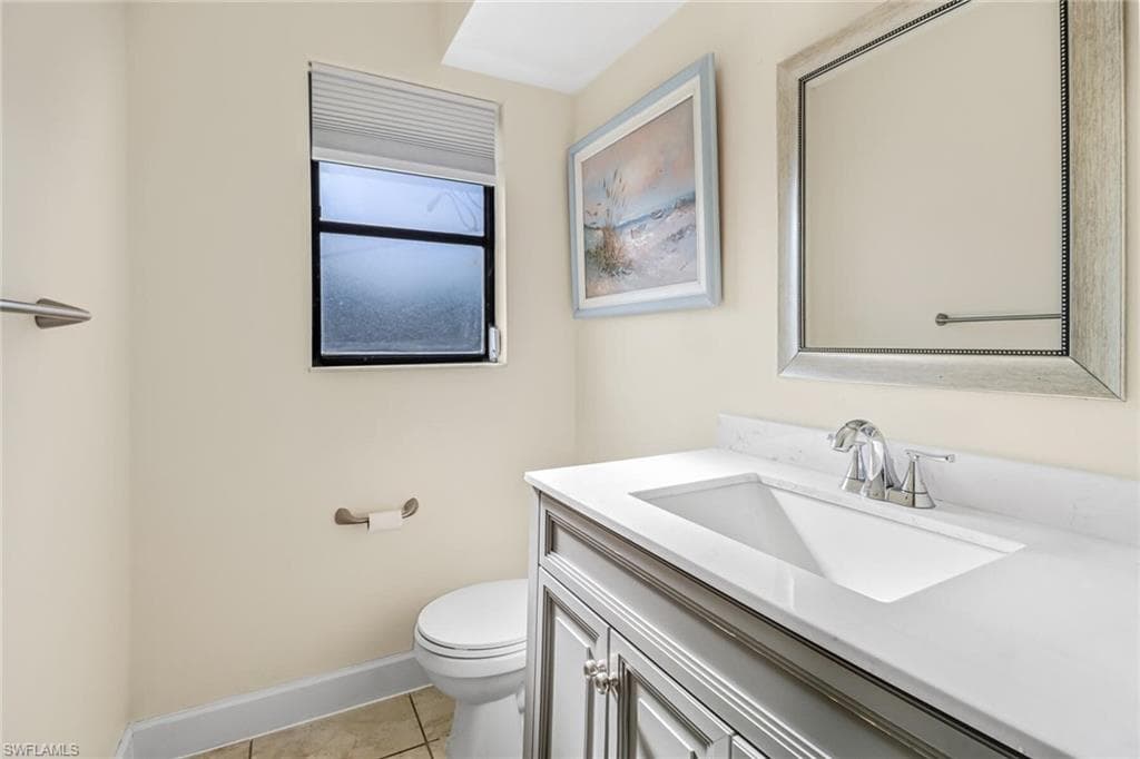 859 94th Ave N, Naples, FL 34108-25