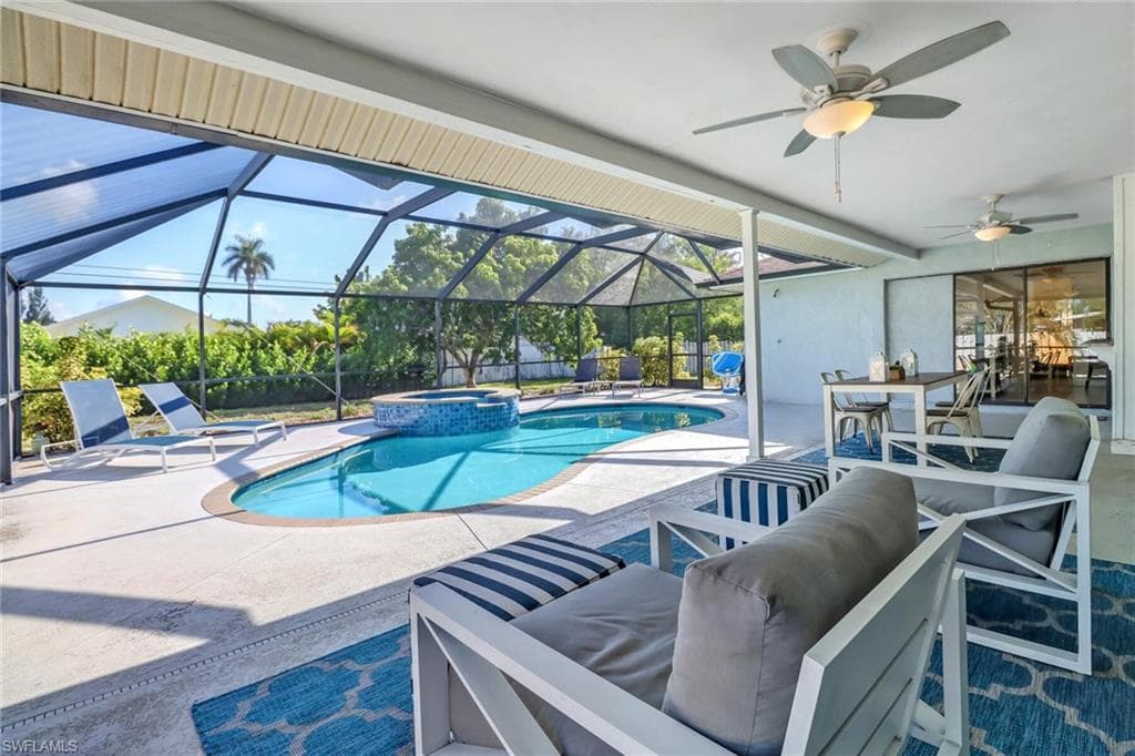 859 94th Ave N, Naples, FL 34108-28