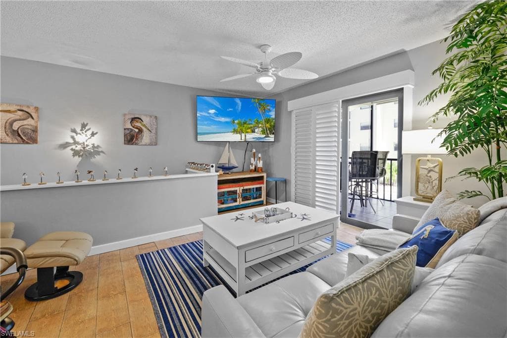 9395 Pennsylvania Ave 27, Bonita Springs, FL 34135-9