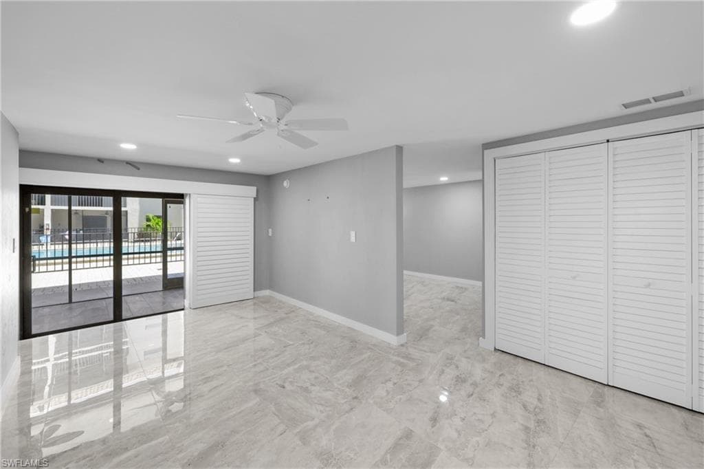 9395 Pennsylvania Ave 27, Bonita Springs, FL 34135-19