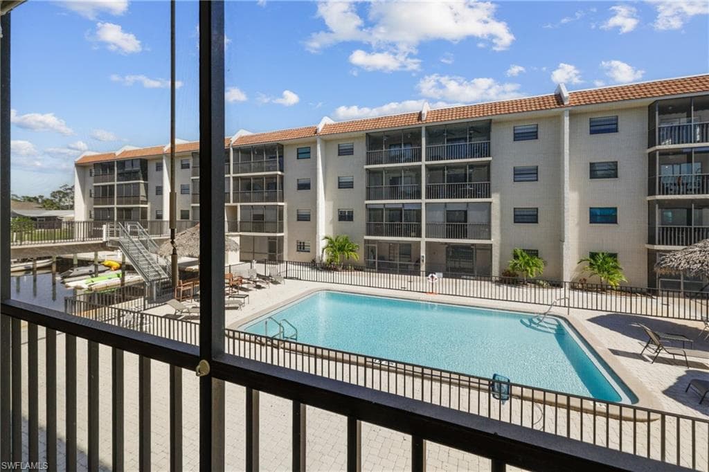 9395 Pennsylvania Ave 27, Bonita Springs, FL 34135-26