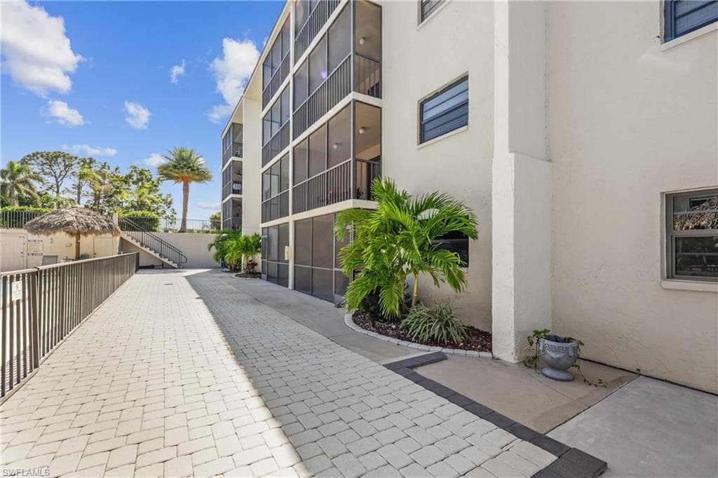 9395 Pennsylvania Ave 27, Bonita Springs, FL 34135-27