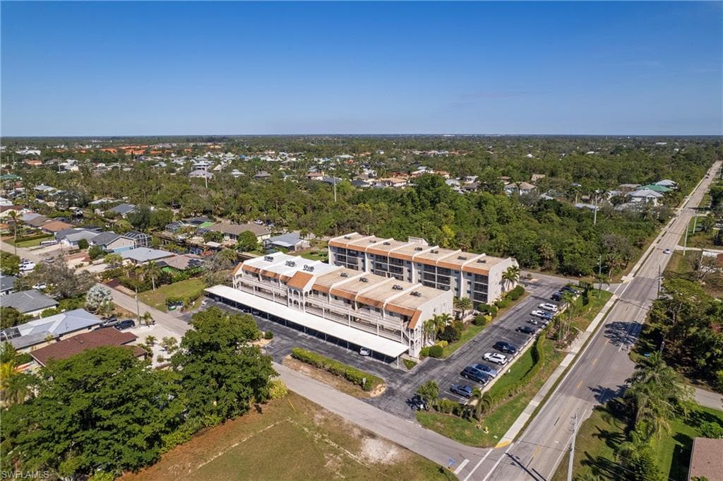 9395 Pennsylvania Ave 27, Bonita Springs, FL 34135-30