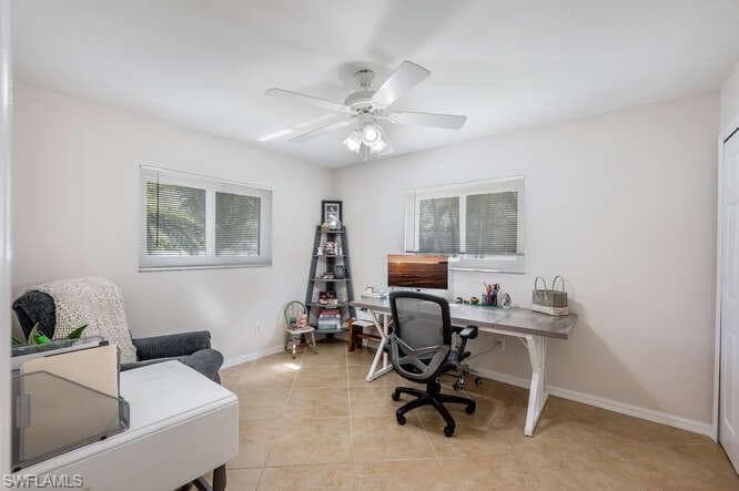 1914 34th St, Cape Coral, FL 33909-24
