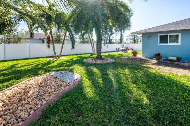 1914 34th St, Cape Coral, FL 33909-30
