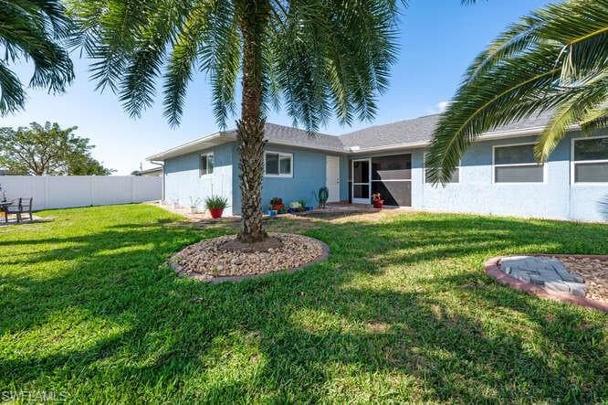 1914 34th St, Cape Coral, FL 33909-31
