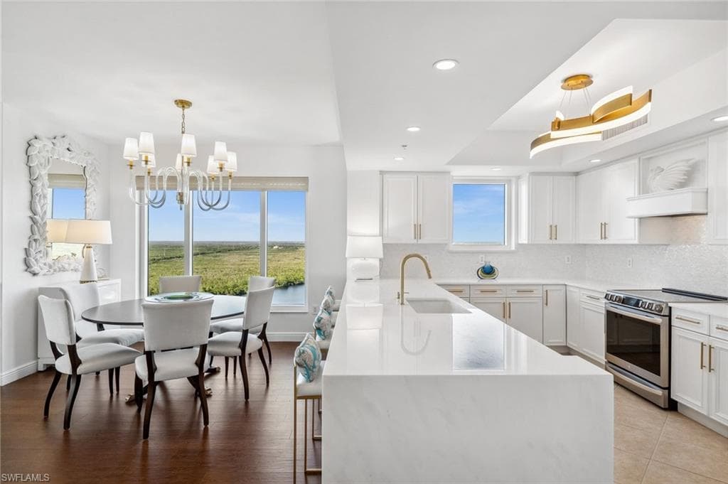 1065 Borghese Ln 1806, Naples, FL 34114-1