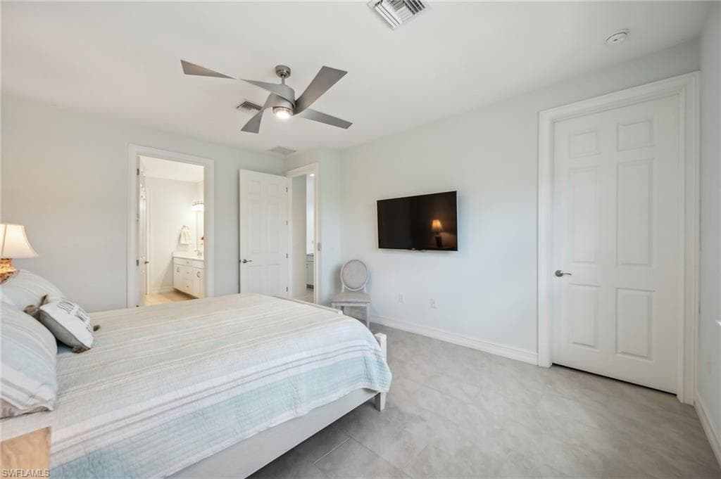 14575 Stillwater Way, Naples, FL 34114-14