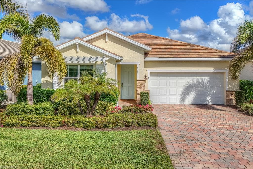 14575 Stillwater Way, Naples, FL 34114-2