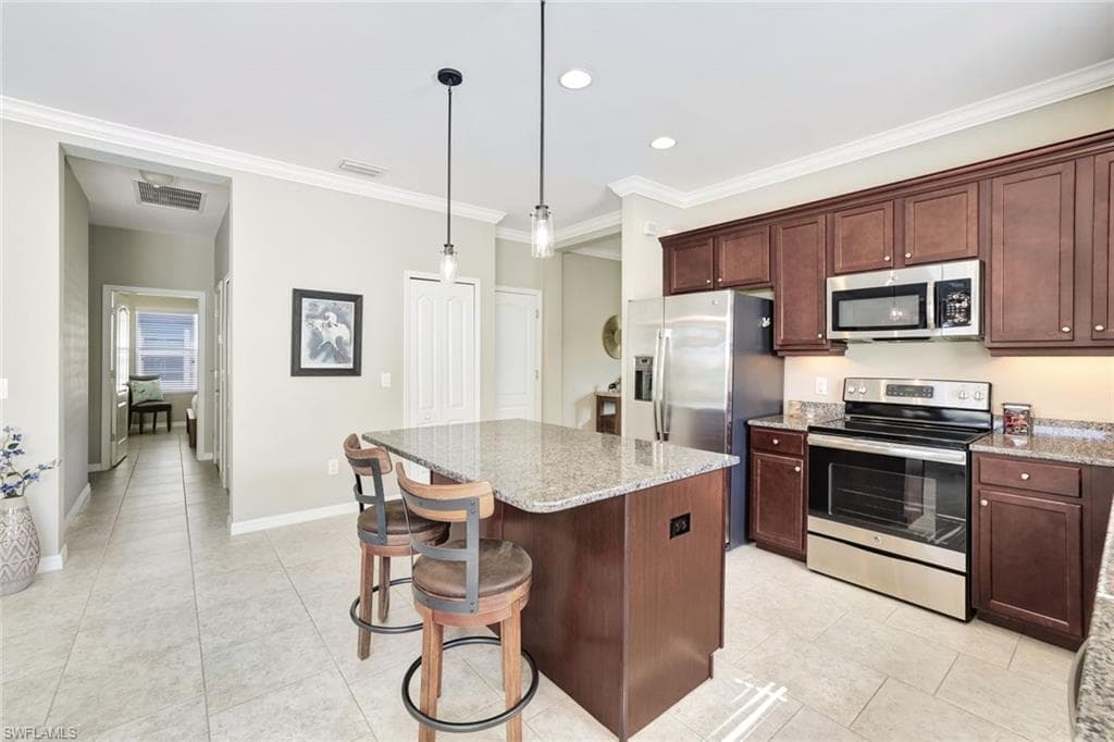 14558 Manchester Dr, Naples, FL 34114-14