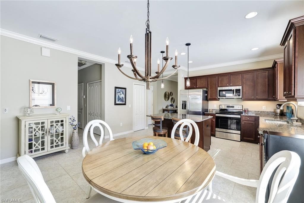 14558 Manchester Dr, Naples, FL 34114-8
